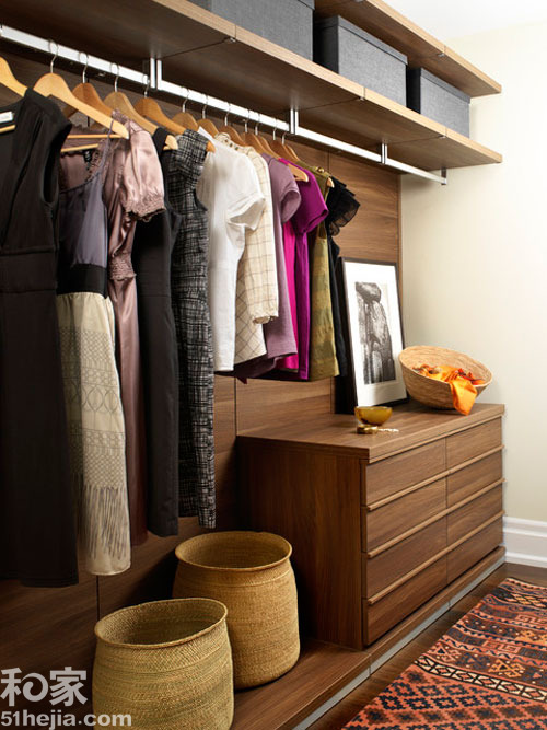 做時尚伊人多款獨立式衣帽間設(shè)計