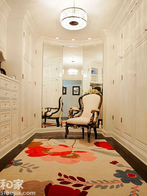 做時尚伊人多款獨立式衣帽間設(shè)計