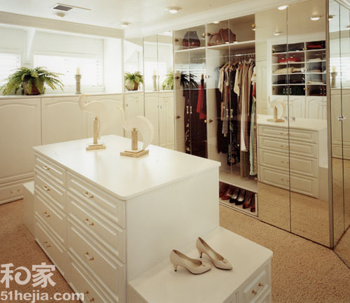 做時尚伊人多款獨立式衣帽間設計