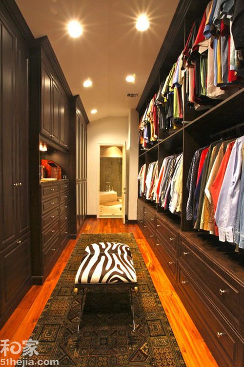 做時尚伊人多款獨立式衣帽間設計