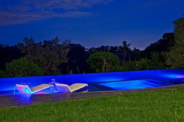 �o߅Ӿ����ɼ��ǧ�f��Ԫ��լ(��)