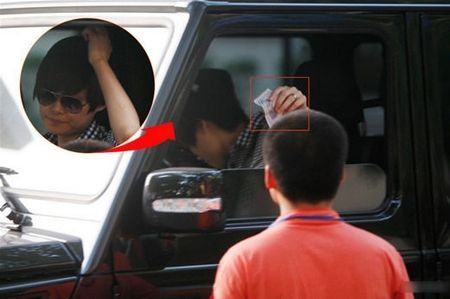 ����º�լ�ع��(n��i)���b�޿����