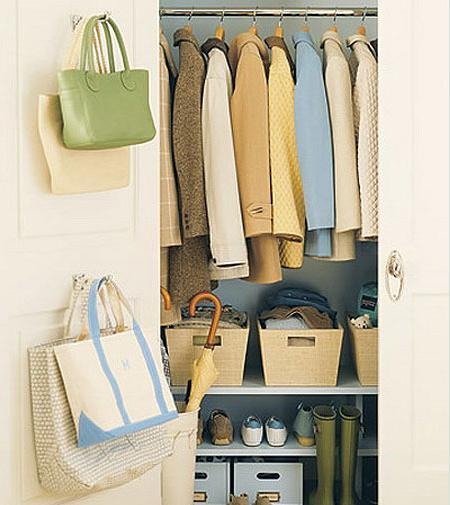 ����������14�N�����ռ{����