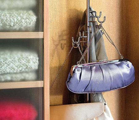 ����������14�N�����ռ{����