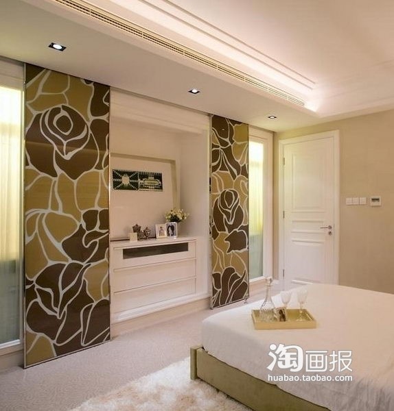 �����A�F����ɫ�L��e��(��)