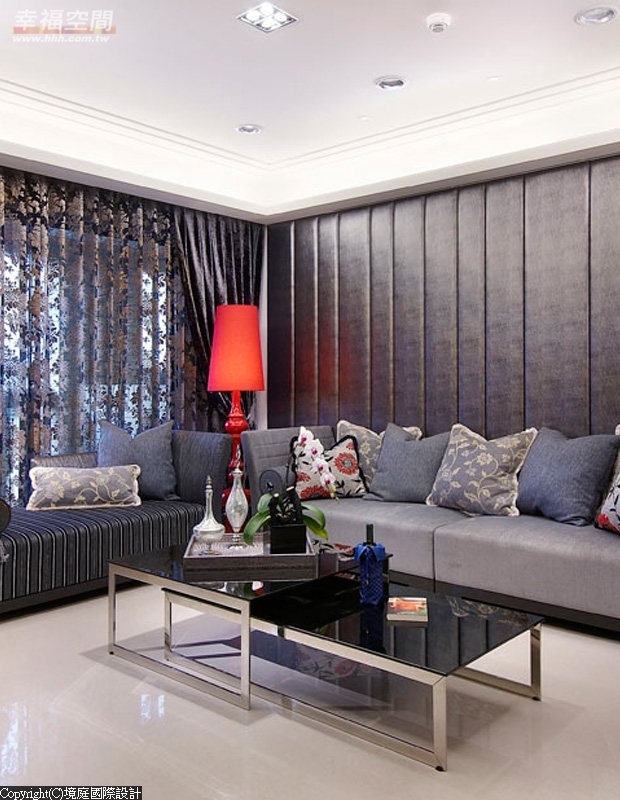 �r(sh��)��V.S���{(di��o)�¶���(hu��)��ʿ�L(f��ng)ò