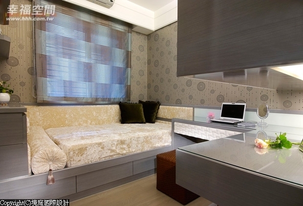 �r��V.S���{�¶�����ʿ�Lò