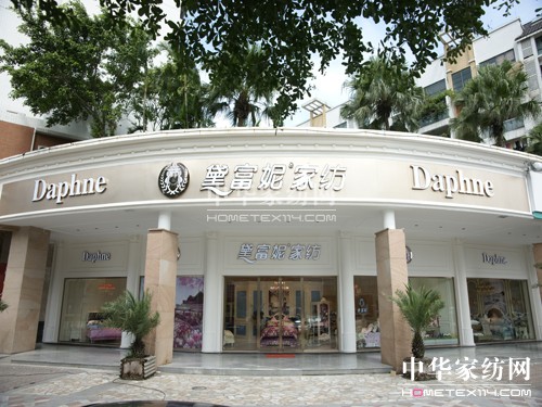 �츻�ݼҼ�¡���Ƴ���һ���K������