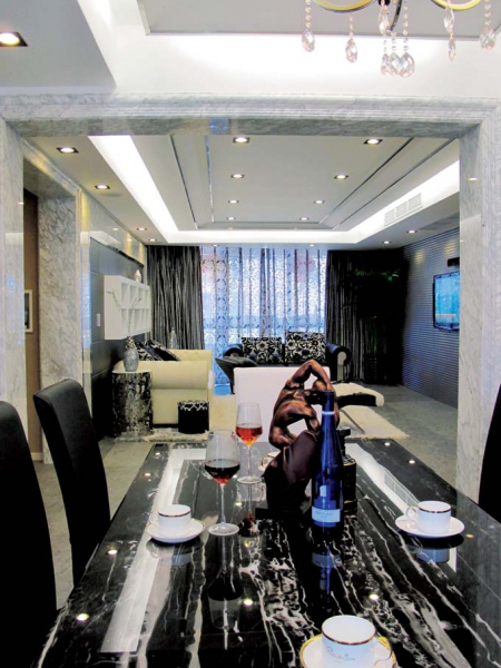 ���s�r��120ƽ������@֮��(��)