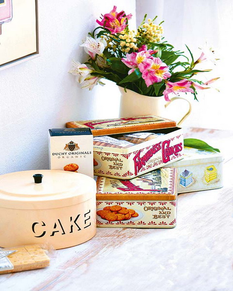 ��׃ɫ���ռ{�мҾ�����С����