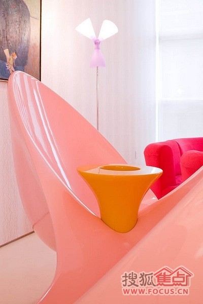 �~�s���ǹ�ɫ������Ԣ���p