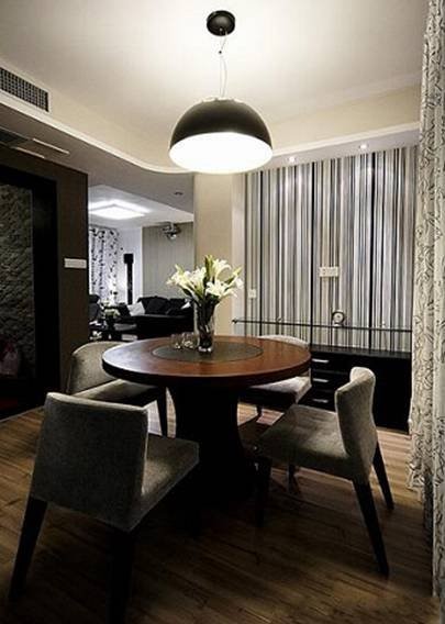 �ڰ׽������ېۼҵĄe�߽���(��)