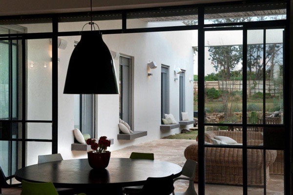 ��ɫ�д�լ���m���OӋ��ƽ��(��)