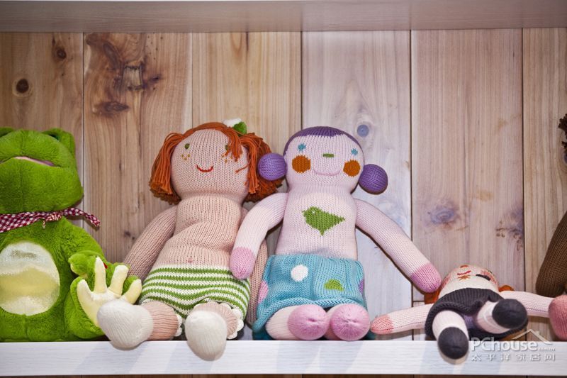 ��ˇ�c��ܰUCCASTOREˇ�g(sh��)��Ʒ��