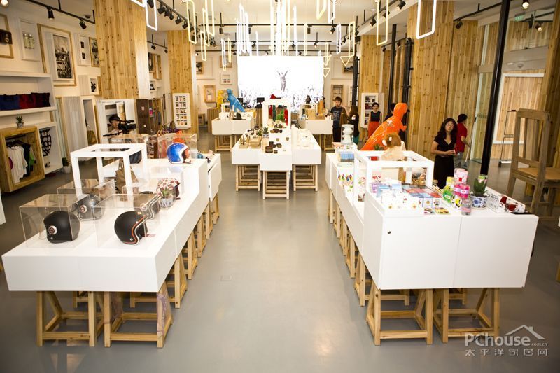 ��ˇ�c��ܰUCCASTOREˇ�g(sh��)��Ʒ��