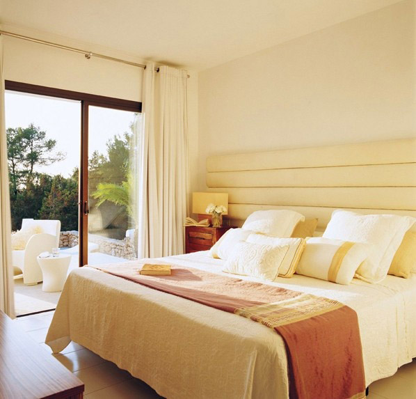 ������Ibiza�u���A���к��L��e��