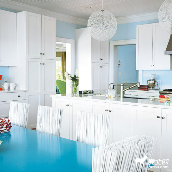 與眾不同炫彩多姿海濱公寓