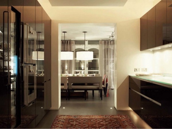 �����L���OӋKellyHoppen֮��