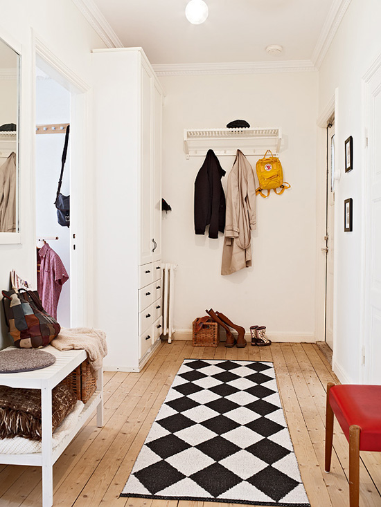 67ƽ2��1�d1��3�ڵĜ�ܰС�C(��)