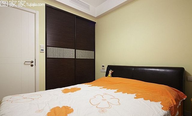 �Wُ�br�ЃɾӴ��쿧��ɫ�P��