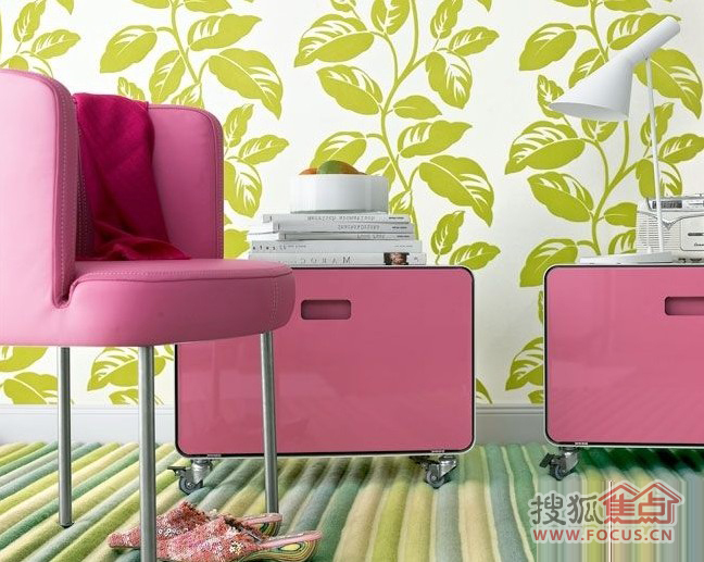 ������ԾGɫ�����}�ļҾ�