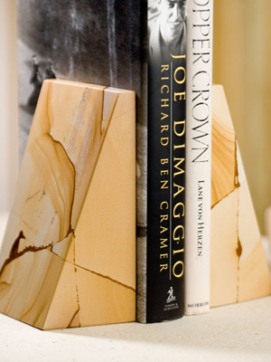 ��ߕ�����������ɫ����