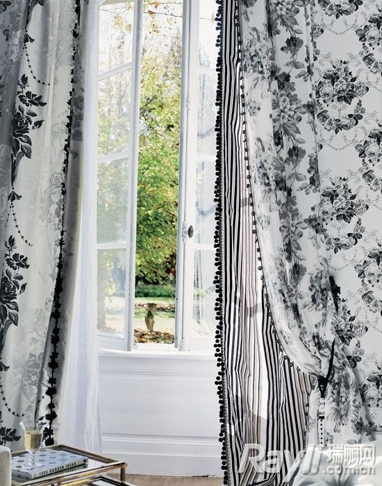 �ڰ�ӡ������(y��u)�|(zh��)Ů�p���