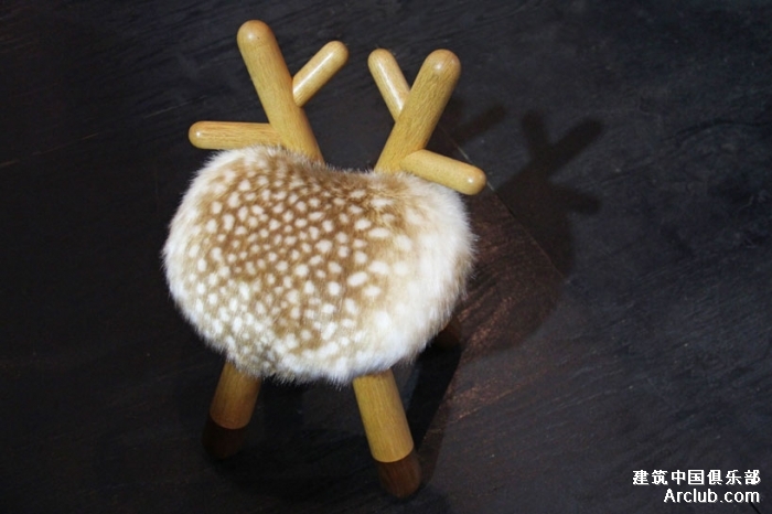 �߱�����bambichair