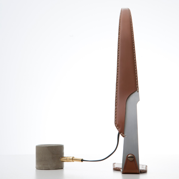 �����m����