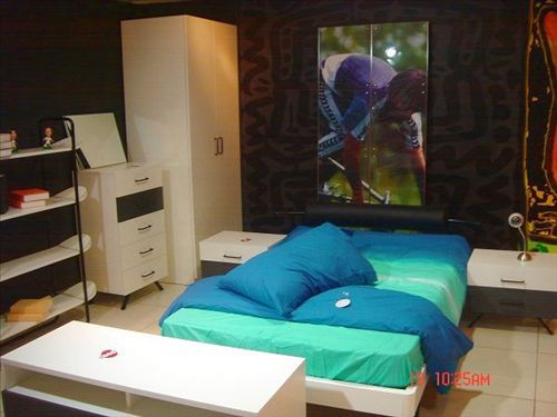 �������g�����F�����s�Ҿ�