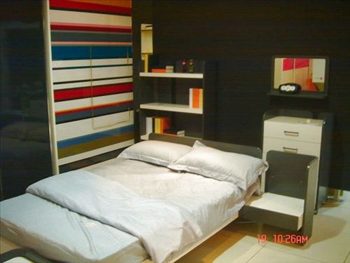 �������g�����F�����s�Ҿ�