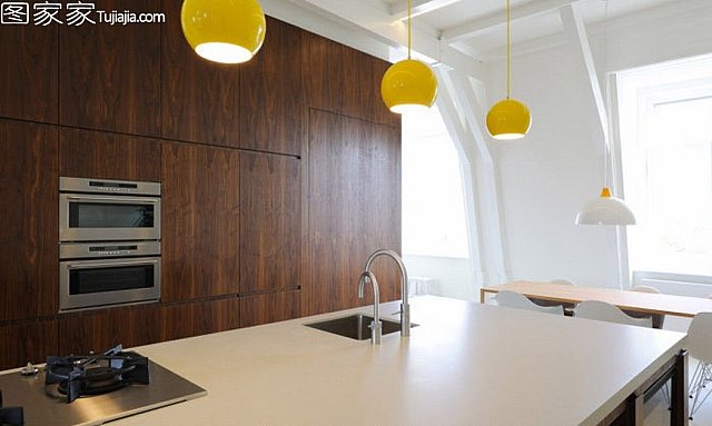 �_��ʽ��Ԣɫ���c���͏N