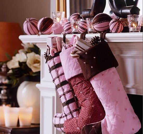 ��ɫ���}ʥ�Q�b���Ȥ