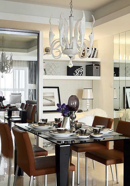 82平時(shí)尚大氣寬敞2居