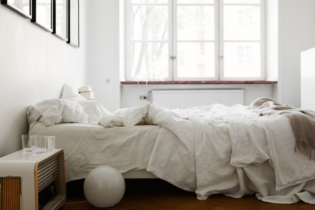 ��ɫ���W��һ���ʹ����