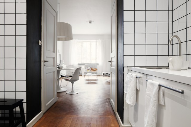 ��ɫ���W��һ���ʹ����