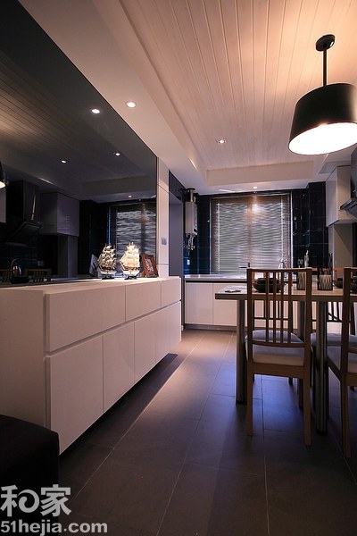 �r�б��W����L127ƽ�ɾ�