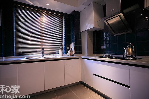 �r�б��W����L127ƽ�ɾ�