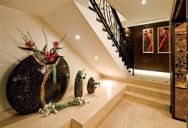 �V�����̽�ɽ�ȘӰ巿