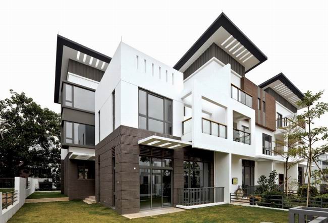 �V�����̽�ɽ�ȘӰ巿