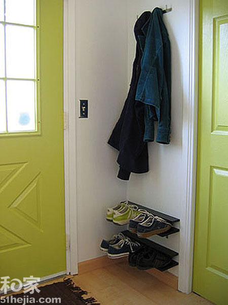最省地!巧用墻壁收納鞋子