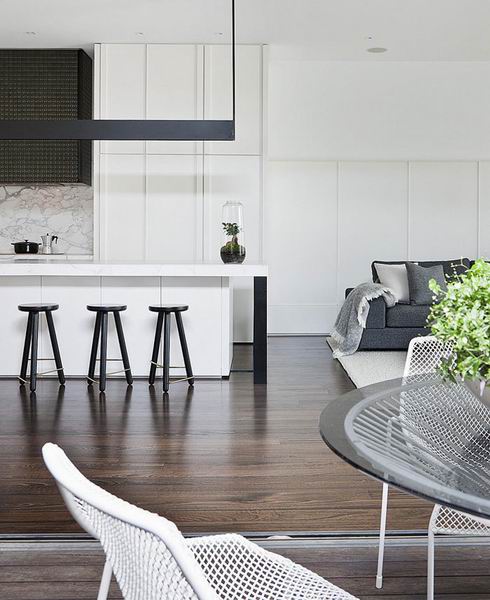 ���s���g��ɫ���żҾ��OӋ