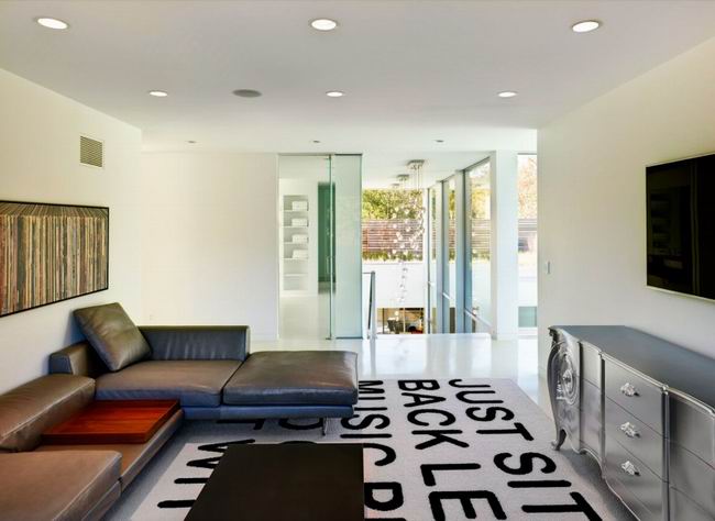 ������������סլ�OӋ