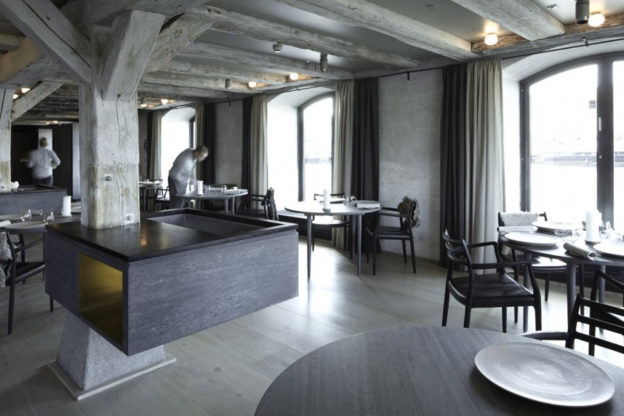 �|������A����NOMA�͏d