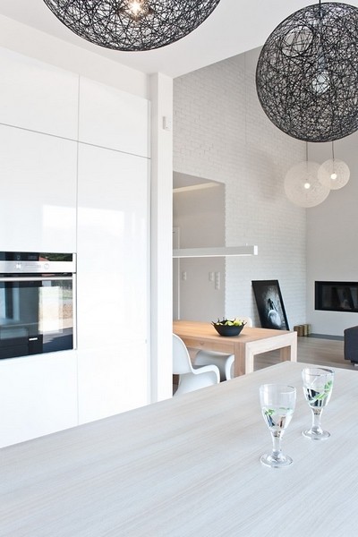 干凈協(xié)調(diào)空間波蘭小戶住宅