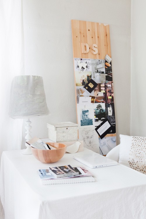 ����Ų������Ů���İ�ɫ������