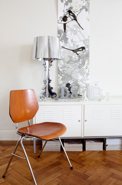 ��(l��i)��Ų������Ů���İ�ɫ������