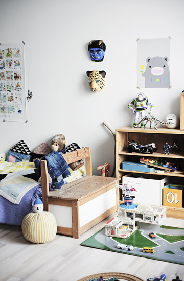 �����zӰ���Ă���С�C