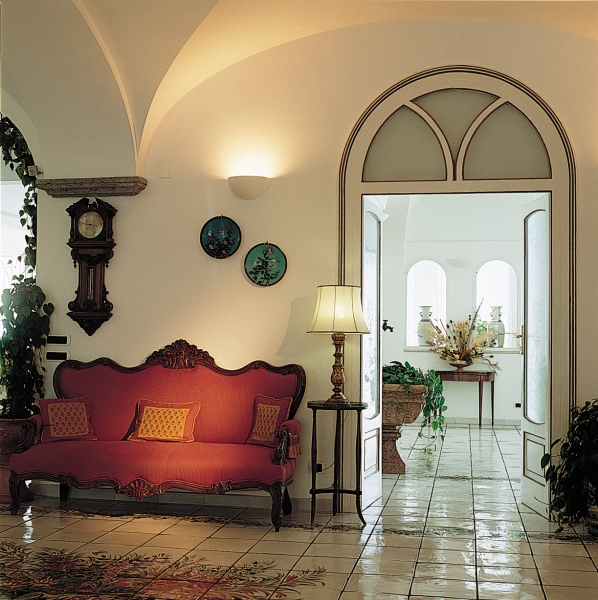 ��������R����ʥ��������{�Ƶ�