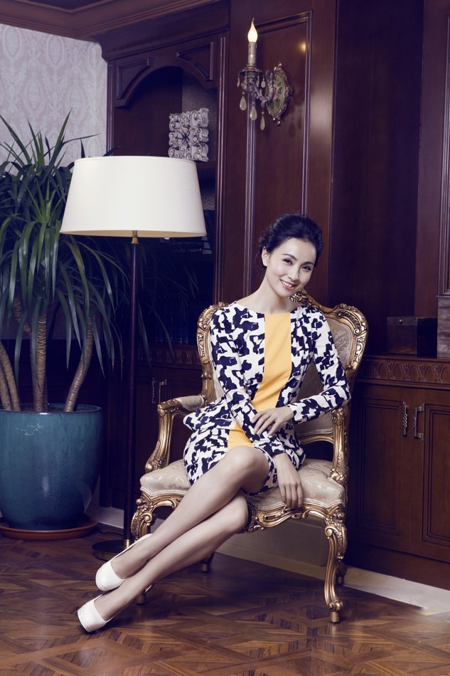 小陶虹妝容精致 顯幸福小女人味道